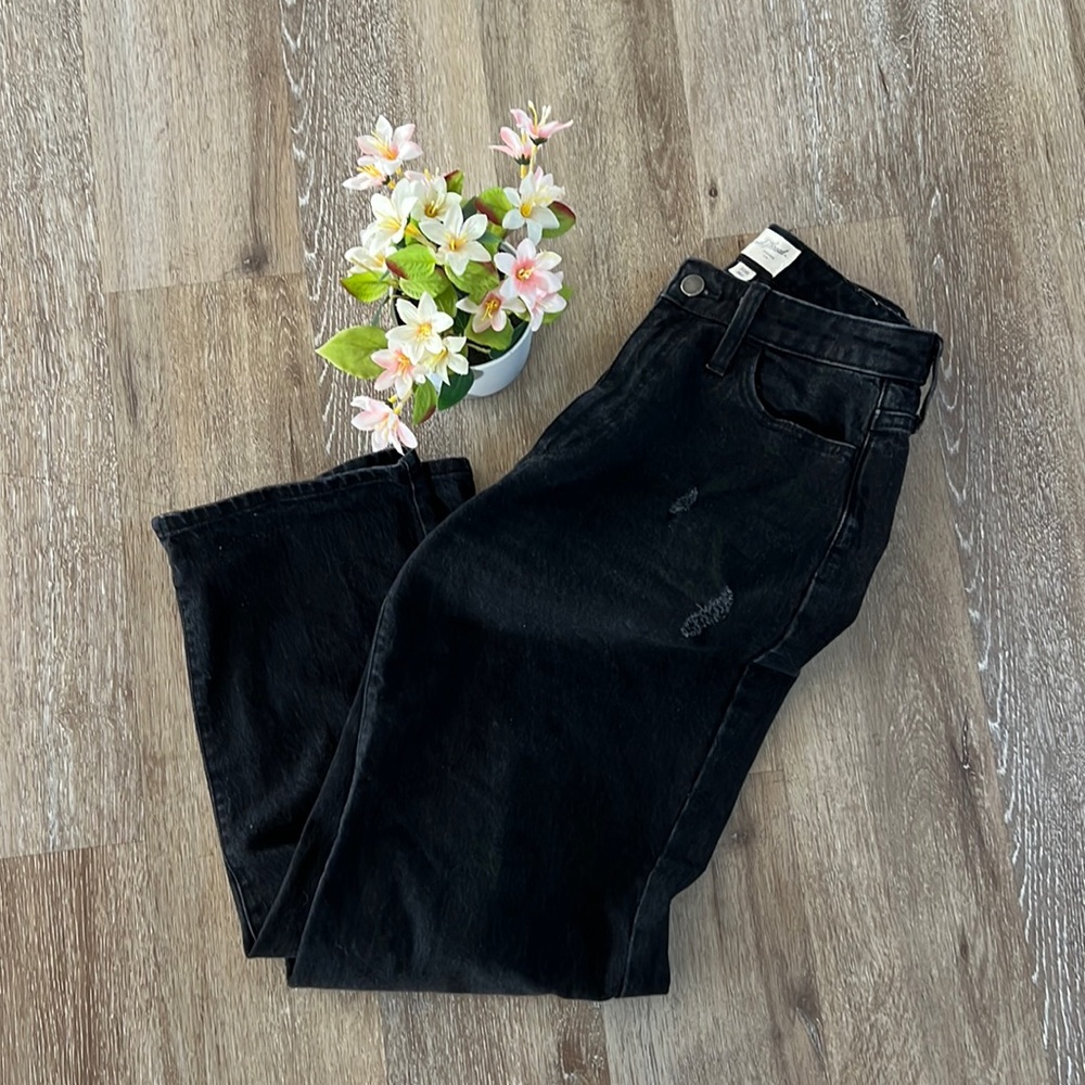 Universal Thread Black Curvy Vintage Straight Leg Jeans Size 2/26